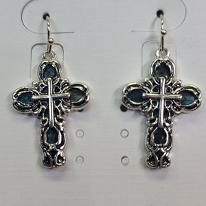 Cross ✝️ Pierced Earrings with patenia color